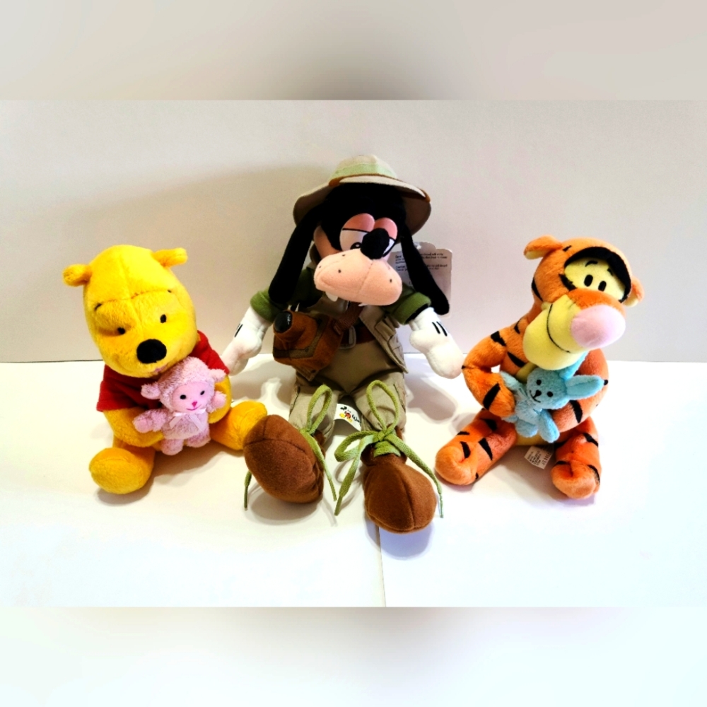 Disney Animals Goofy Pooh Tigger Lot Plush Bean And Bag Friends 2003 Old Vintage